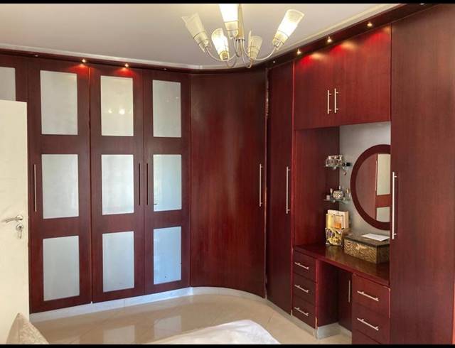 3 BEDROOM PROPERTY TO RENT IN NORTH BEACH